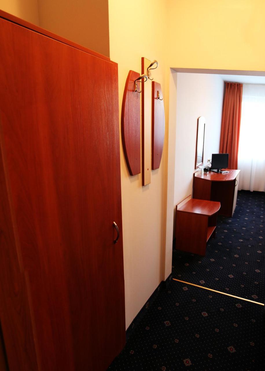 Hotel Rahovets Gorna Oryakhovitsa Exterior foto